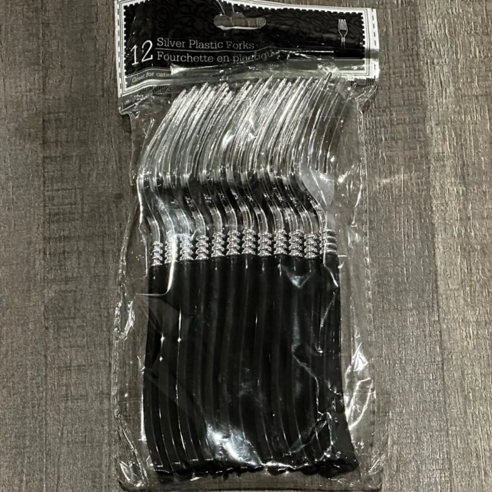 💞 New Pack of 12 Silver & Black Fancy Plastic Forks